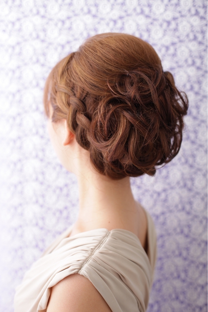 結婚式 髪型 アップ 編み込み 髪の美しさ