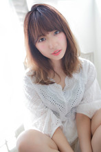 ゆるふわ可愛い似合わせカットで小顔に見せるひし形ミディー|Secretのヘアスタイル