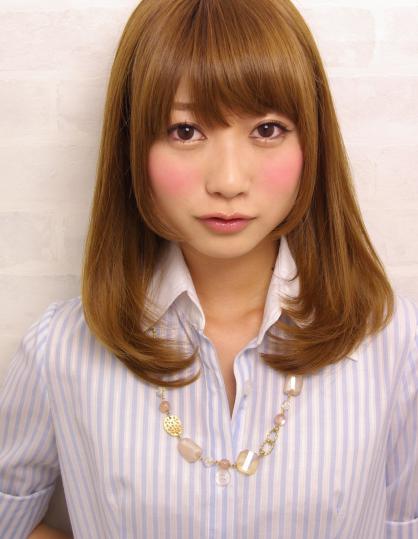 大人の女性の前髪あごライン小顔バング 銀座の美容室 Afloat Ginzaのヘアスタイル Rasysa らしさ