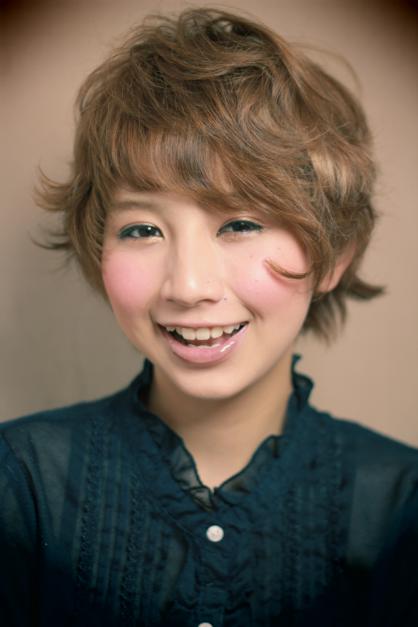 奢륷硼