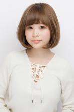 内巻きカールで小顔効果を発揮したマッシュ風のツヤ感ボブ|AFLOAT JAPANのヘアスタイル