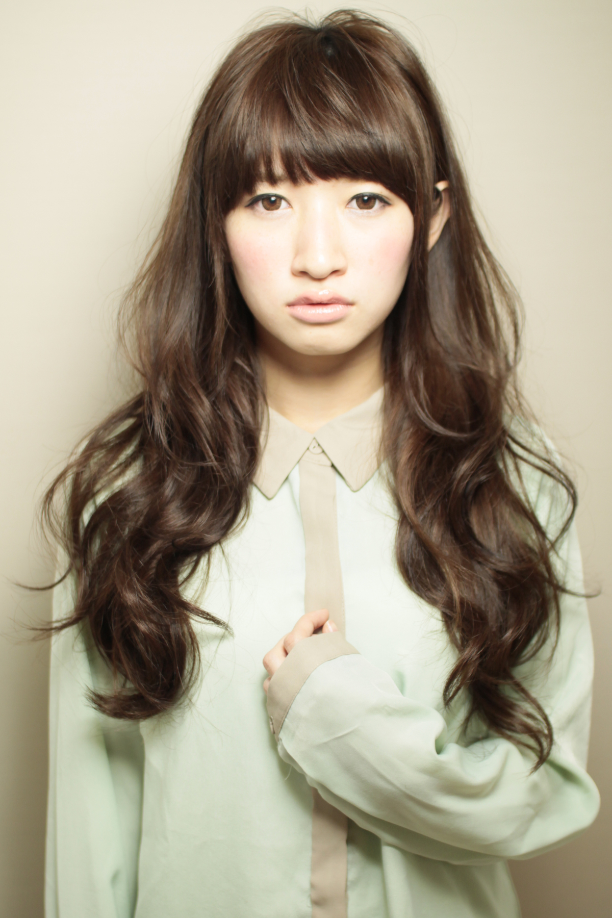 ロングパーマスタイルの画像(1) ｜ 銀座の美容室 AFLOAT JAPANのヘアスタイル ｜ Rasysa（らしさ）