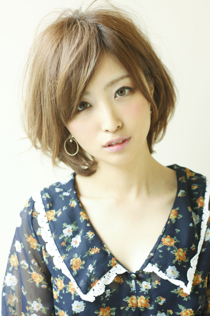 大人可愛い伸ばしかけ前髪ショート☆の画像(2) ｜ 銀座の美容室 AFLOAT GINZAのヘアスタイル