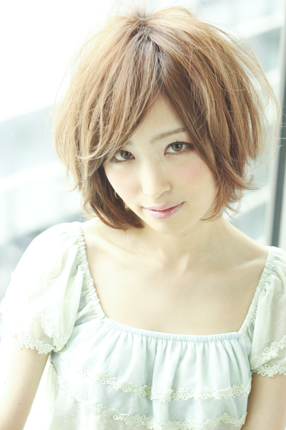 大人可愛い伸ばしかけ前髪ショート☆の画像(1) ｜ 銀座の美容室 AFLOAT JAPANのヘアスタイル