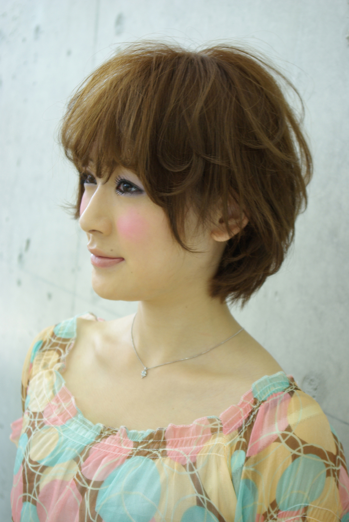 大人可愛いショートヘア☆ニュアンスカールで女性らしいショートヘアに！！