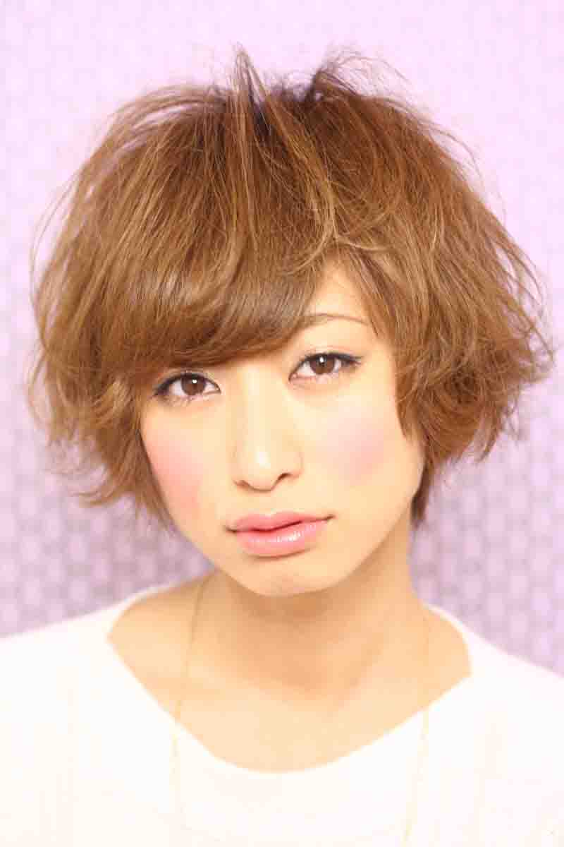 アフロートシェルハヘアスタイル2012秋髪ショート