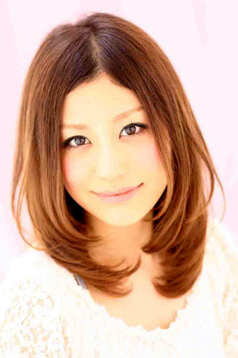 2012 冬　ミディアムヘアスタイル　（髪型）