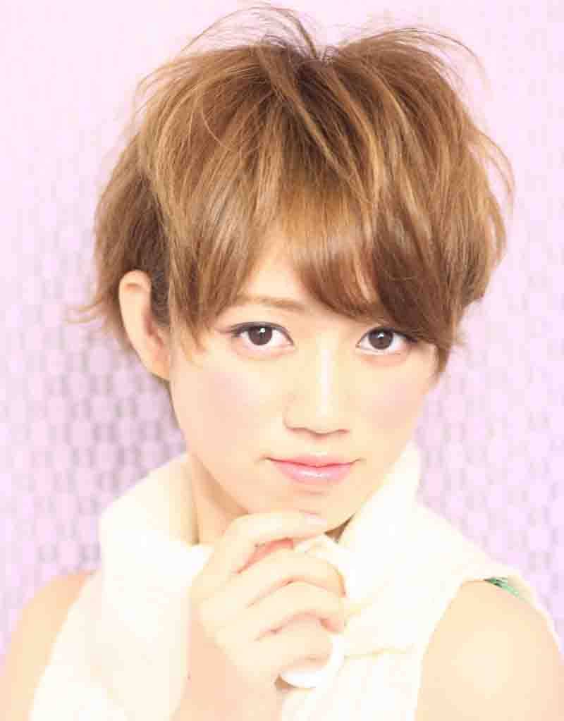 ヘアカタログ2013春　かわいいショートボブ