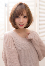 小顔フェミニンショート【ピンクアッシュ】U-176|ALICe by afloatのヘアスタイル