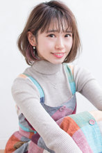 インナーカラーピンクゆるふわショートスタイル AKI-554|ALICe by afloatのヘアスタイル