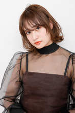 レザーだからできる抜け感のある“くびれボブ”|ALICe by afloatのヘアスタイル
