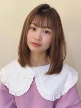 ノンアルカリ縮毛矯正でハイトーンでもサラツヤに♪|B2C梅田のヘアスタイル