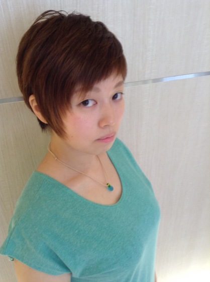 髪型アシンメトリーレイヤー 金沢駅 県庁周辺の美容室 ｄｅｊａ ｖｕのヘアスタイル Rasysa らしさ