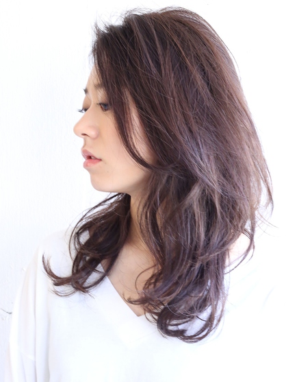 セミロングレイヤー 青山 表参道の美容室 S Hair Salonのヘアスタイル Rasysa らしさ