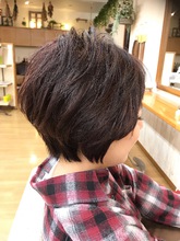 クール可愛い愛されショート|富士市の美容室・美容院【Hygge〜ヒュッゲ〜】ヘッドスパ 静岡県富士市に美容室富士市美容院・カットカラーヘッドスパのヘアスタイル