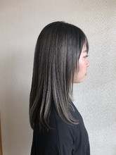 透明感カラー・グレージュ|富士市の美容室・美容院【Hygge〜ヒュッゲ〜】ヘッドスパ 静岡県富士市に美容室富士市美容院・カットカラーヘッドスパのヘアスタイル