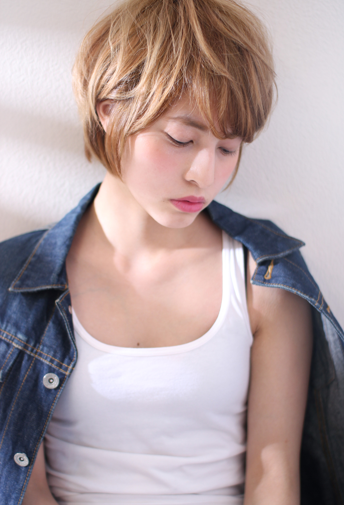 ハイトーンカジュアルショート　M７７４