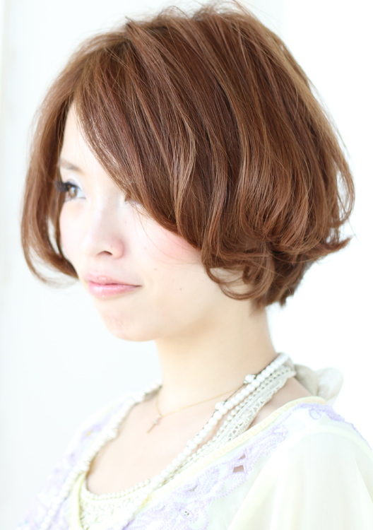 2013 春 夏 パーマでふんわり イチオシ ヘアー 好感度アップなヘアスタイル 前髪 なし ショートボブの画像(3) ｜ 自由が丘・学芸大学