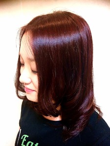 秋をイメージした赤味のある落ち着いたカラー♪|HORIDE ＆ Couleurのヘアスタイル