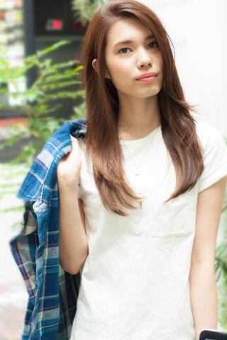 ツヤ髪ナチュラルストレート