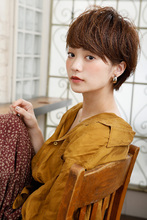 作り込みすぎないラフな束感でOFFの日を過ごす|MINX 銀座店のヘアスタイル