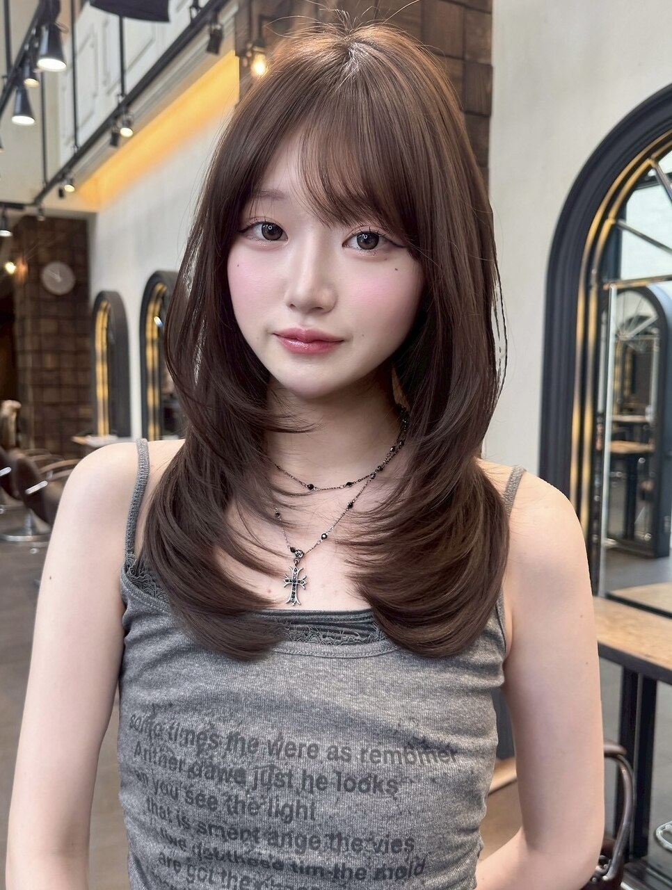 イメチェンピンクベージュ レイヤーカット×髪質改善
