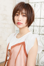 ひし型シルエットの自然な丸みのあるマニッシュショート|MINX 銀座二丁目店のヘアスタイル