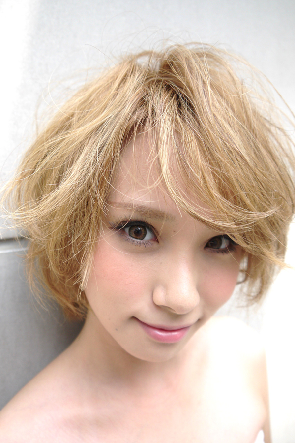 �ʥ�����ȥ���ޥ饹��ͻ��