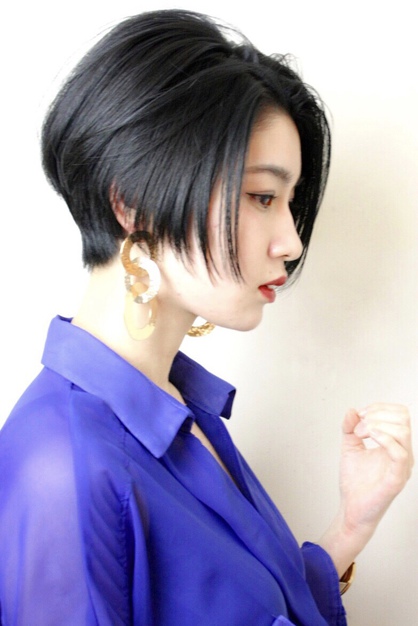 横顔がかっこいいショートボブ 吉祥寺の美容室 Renjishi Kichijojiのヘアスタイル Rasysa らしさ