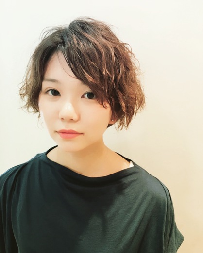 大人可愛い外人風ショートパーマ 吉祥寺の美容室 Renjishi Kichijojiのヘアスタイル Rasysa らしさ