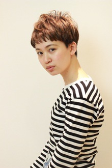 女の子らしいベリーショート|RENJISHI AOYAMAのヘアスタイル