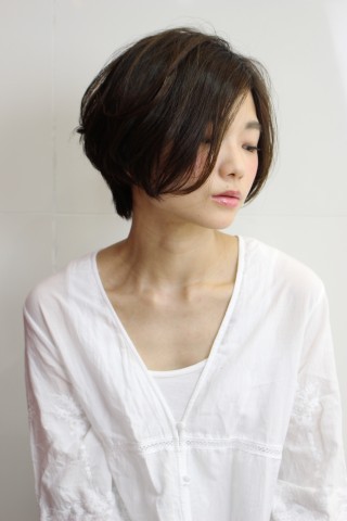 ショートボブパーマ 青山 表参道の美容室 Renjishi Aoyamaのヘアスタイル Rasysa らしさ