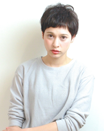 女の子らしいベリーショート 青山 表参道の美容室 Renjishi Aoyamaのヘアスタイル Rasysa らしさ