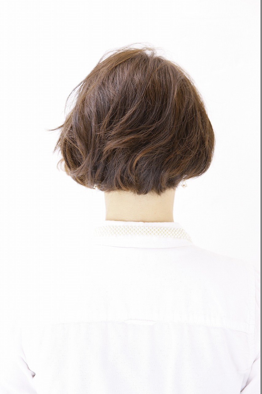 curved line bob