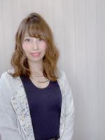 ¼