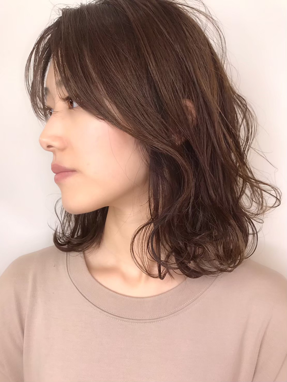 ミディアム×ニュアンスパーマの画像(1) ｜ 西千葉・稲毛の美容室 rocca hair innovation 稲毛西口店のヘアスタイル