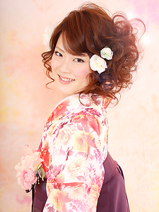 キュート袴スタイル|FEERIE tsukudaのヘアスタイル