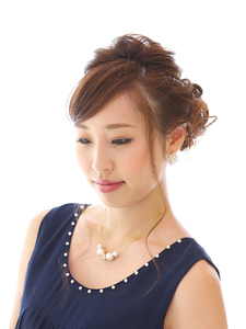 編み込みアップのパーティーヘア|unpeu hair 西京極店のヘアスタイル