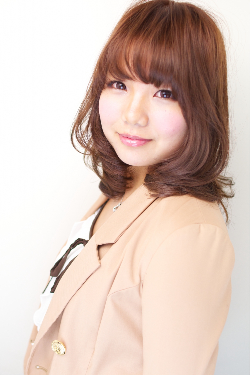 大人かわいい内巻きスタイル　担当 森