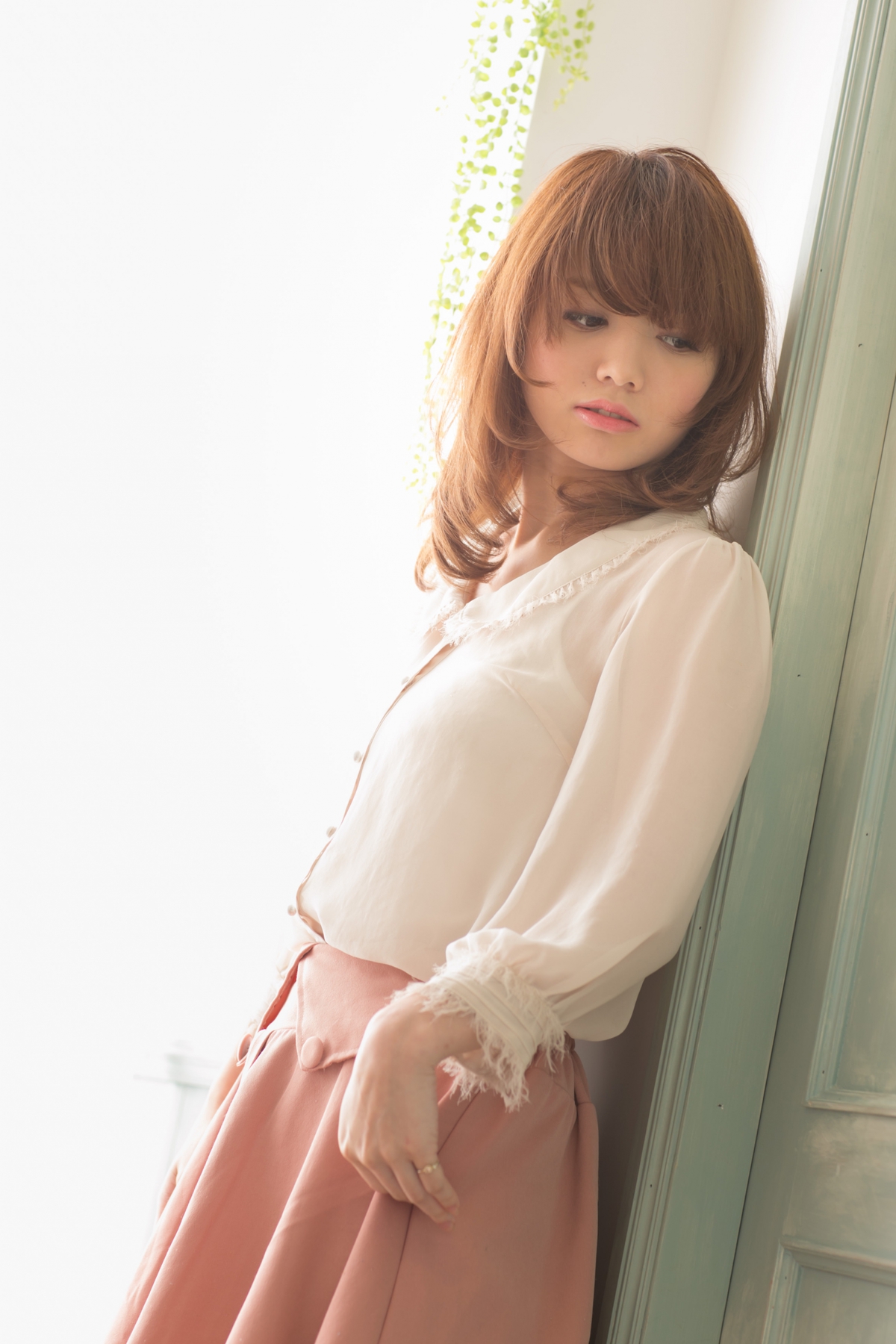 ツヤサラサラモードで大人かわいい前髪のラブクラシカルヘアー16