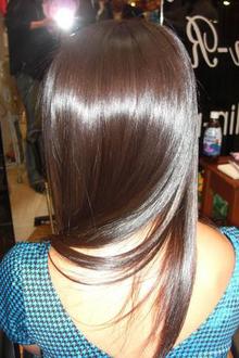 ツヤ髪ストレート|HAIR REALIZE -SAKUMA-のヘアスタイル
