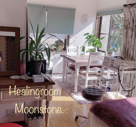 Healingroom Moonstone.