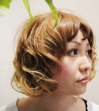 ヌーディースウィートカール|atoto 藤原 希里香のヘアスタイル