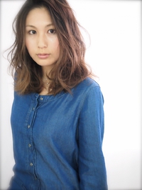medium naturalfeminin