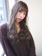 ランダムウェーブのフェミニンロング|Hip's deco 大宮店のヘアスタイル