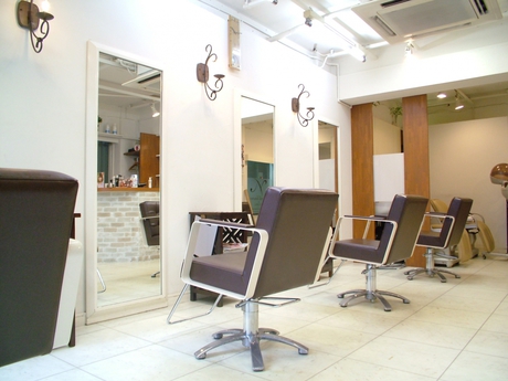 Hair Studio rest
