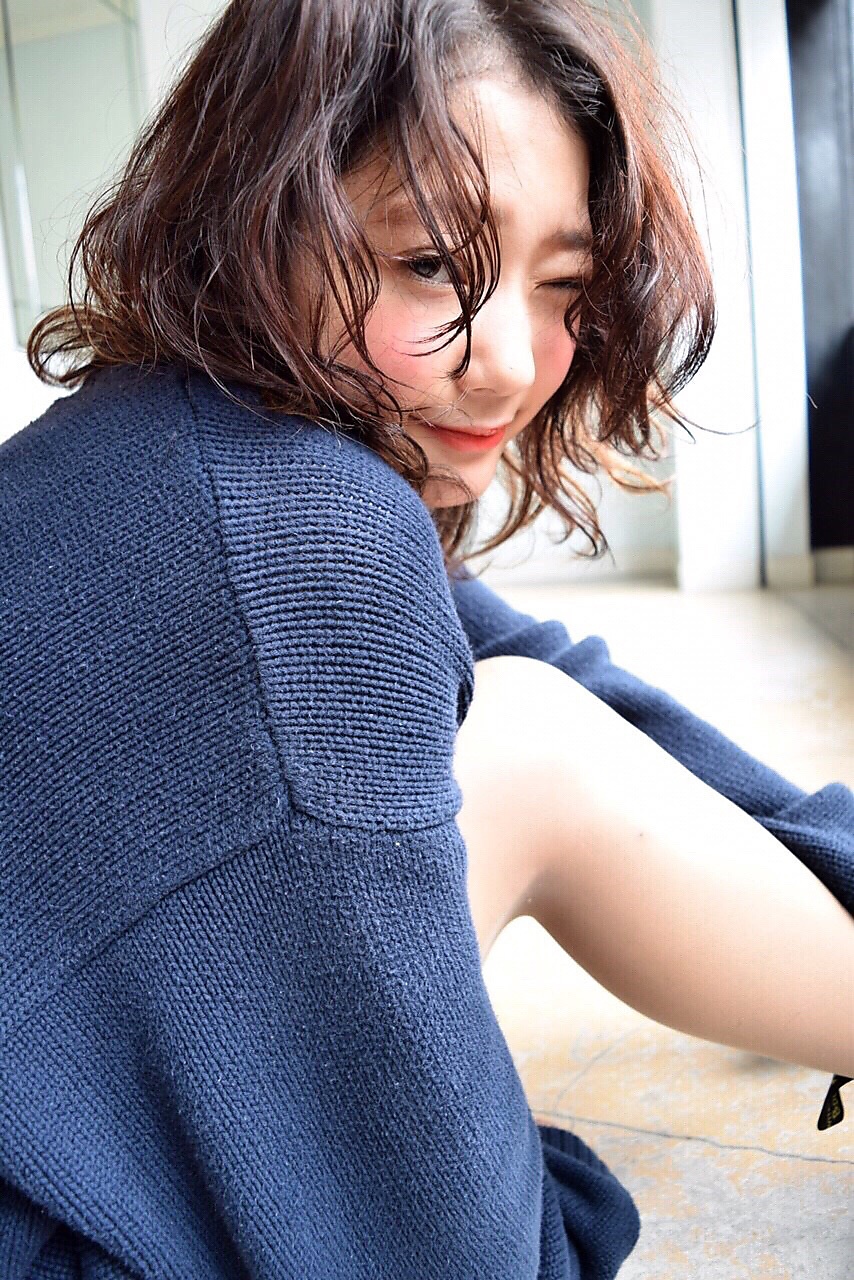 롼