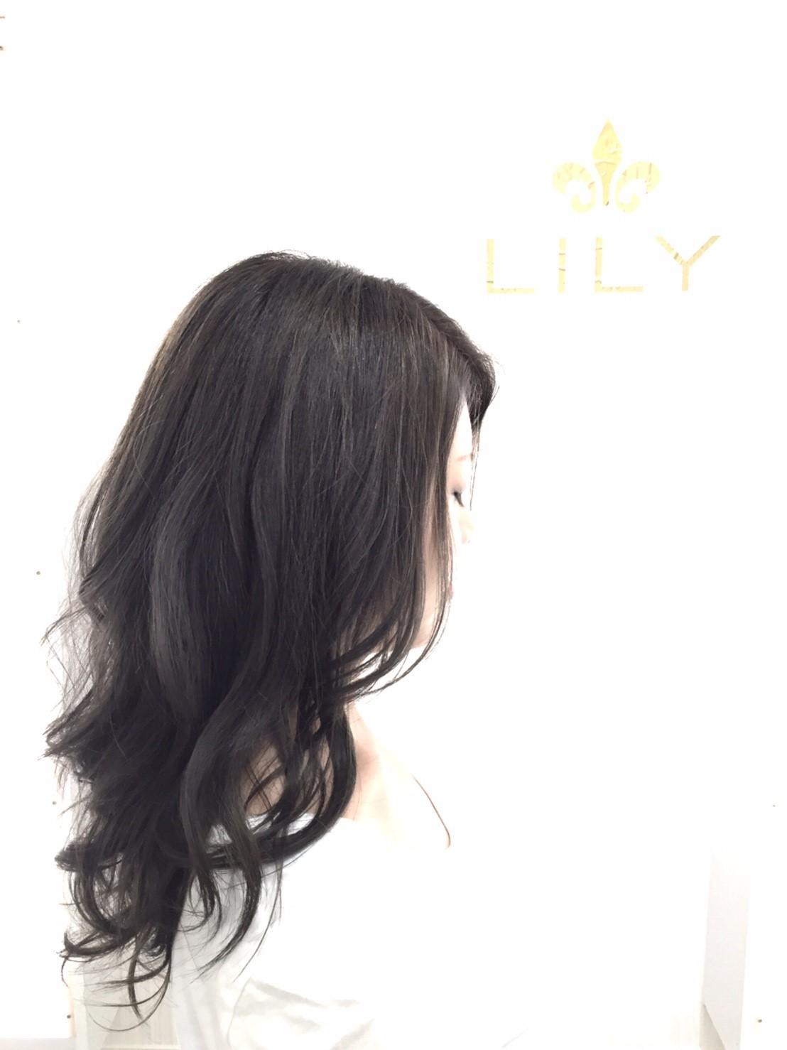 LILYۡĥ䴶Τ륢å֥饦