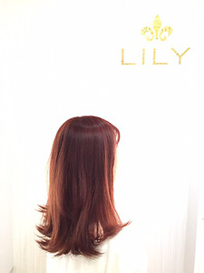 【LILY】　コーラルピンクブラウン|LILY SHINSAIBASHIのヘアスタイル