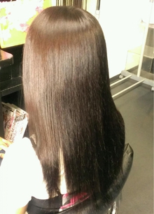 キラ髪ツヤツヤカラー|BAKARA HAIR 北花田のヘアスタイル